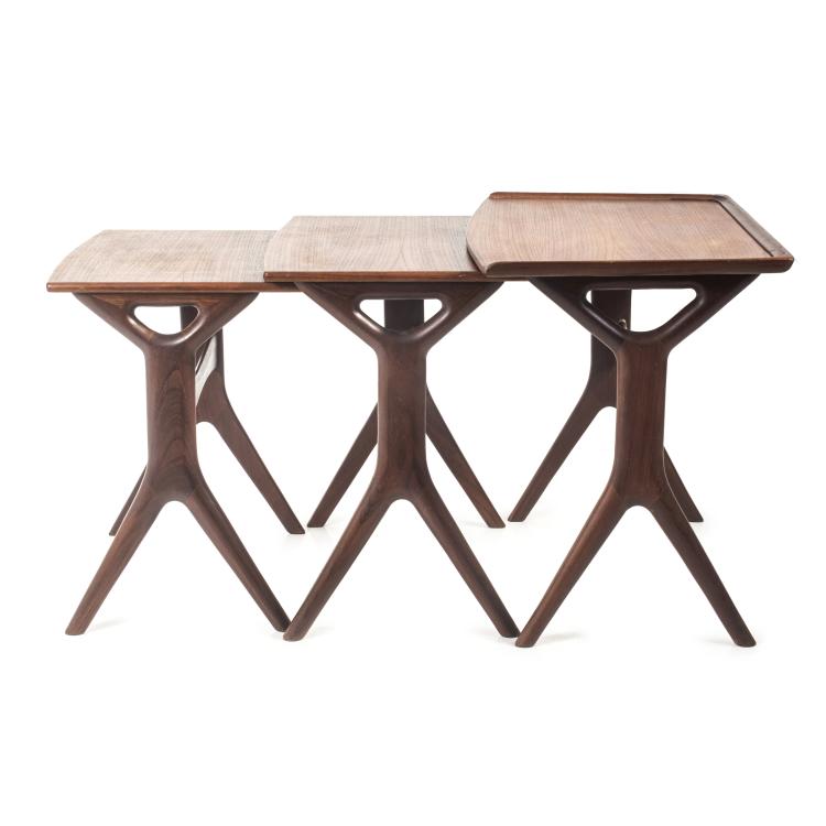 Hauptbild zu Objekt, Three nesting tables, c. 1958, D&auml;nemark, 139B 353