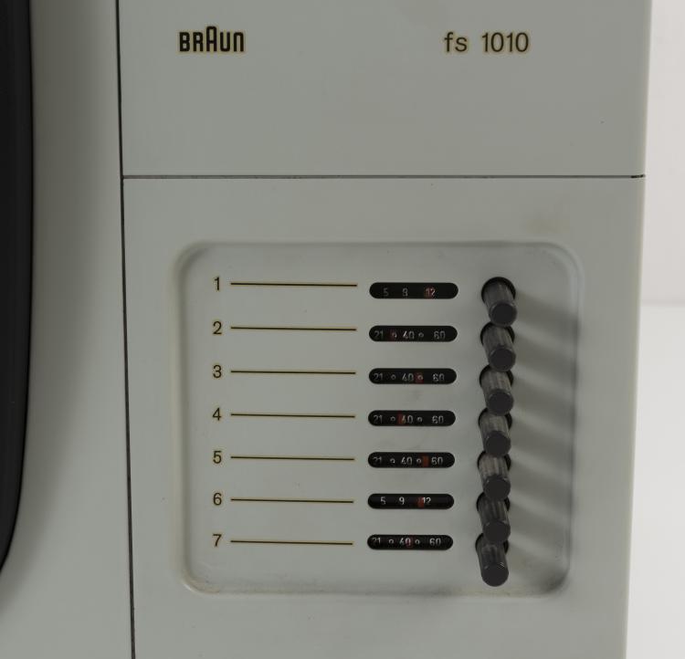 Bild 2 zu Objekt, Fernsehger&auml;t 'FS 1010', 1969 , Dieter Rams, Braun AG, Frankfurt am Main, 139A 148
