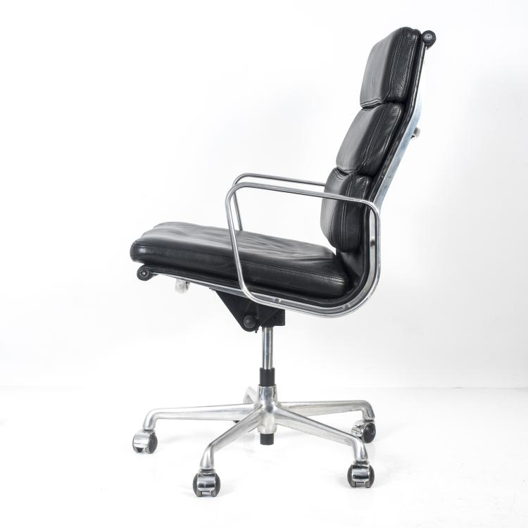 Bild 2 zu Objekt, 'Soft Pad Group Swivel chair with side arms', 1969, ICF Cadsana f&uuml;r Miller, Herman, Zeeland, 139B 518