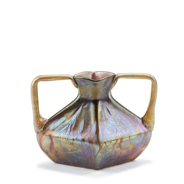 Hauptbild zu Objekt, 'Medici' vase with handles, 1902, Marie Kirschner, L&ouml;tz Wwe., Klosterm&uuml;hle, 138B 325