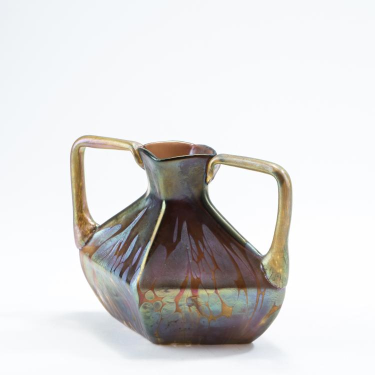 Bild 1 zu Objekt, 'Medici' vase with handles, 1902, Marie Kirschner, L&ouml;tz Wwe., Klosterm&uuml;hle, 138B 325