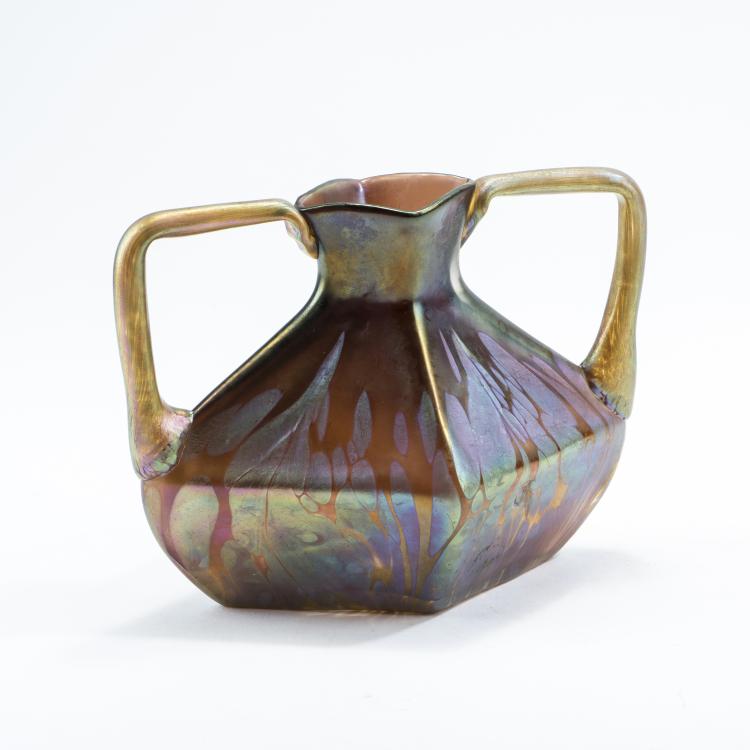 Bild 2 zu Objekt, 'Medici' vase with handles, 1902, Marie Kirschner, L&ouml;tz Wwe., Klosterm&uuml;hle, 138B 325
