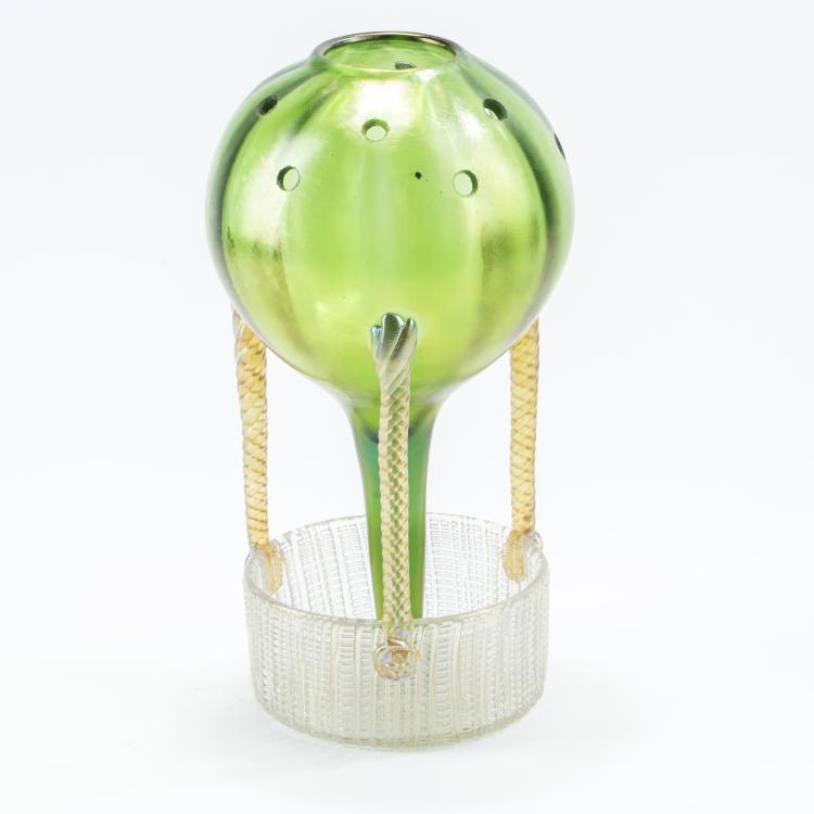 Bild 1 zu Objekt, Decorative vase, c1904-10, Marie Kirschner, L&ouml;tz Wwe., Klosterm&uuml;hle, 138B 329