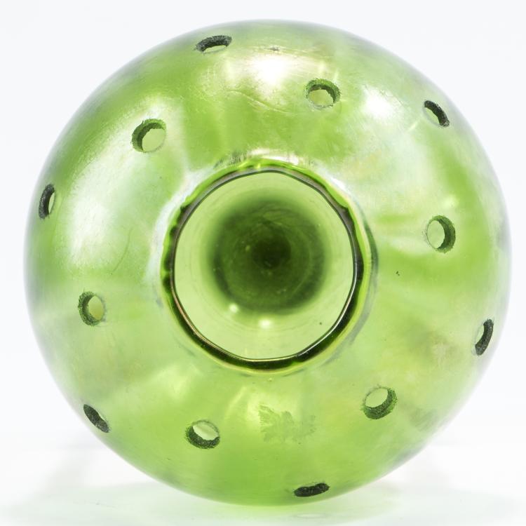 Bild 3 zu Objekt, Decorative vase, c1904-10, Marie Kirschner, L&ouml;tz Wwe., Klosterm&uuml;hle, 138B 329