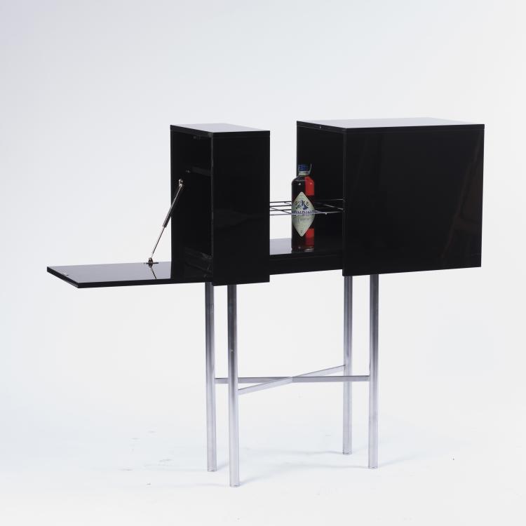 Bild 1 zu Objekt, 'Pandora' liquor cabinet 1994, Konstantin Grcic, Classicon, M&uuml;nchen, 139B 642