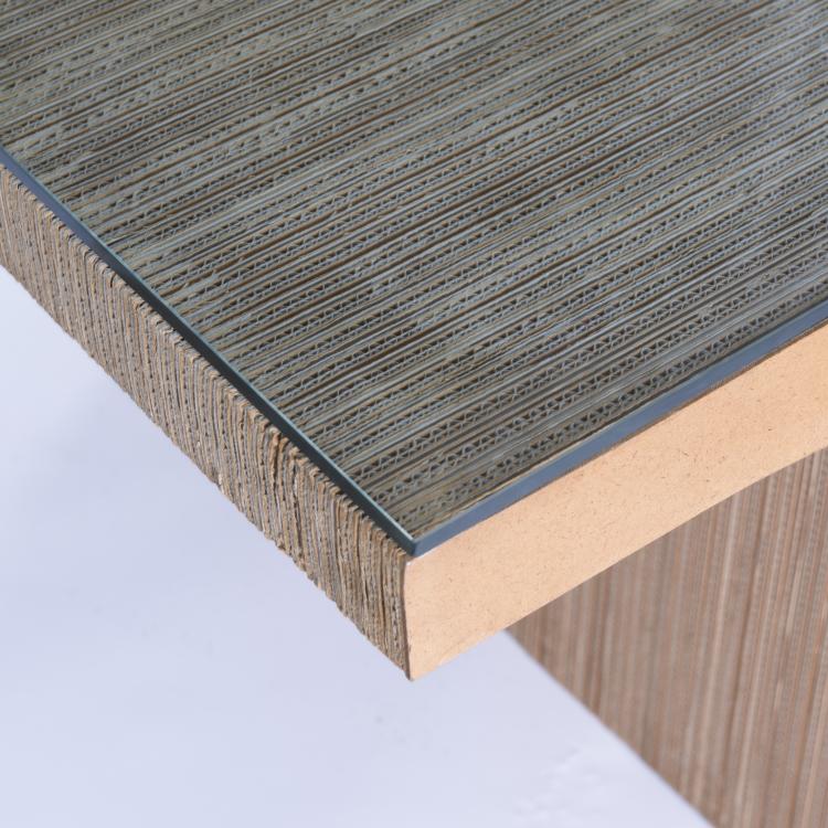 Bild 3 zu Objekt, 'Easy Edges' desk, 1972, Frank O. Gehry, Vitra Design, Weil am Rhein, 139B 587