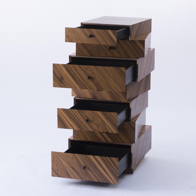 Bild 3 zu Objekt, Kommode 'Schubladenstapel', 1982, Susi Berger, R&ouml;thlisberger Collection, G&uuml;mlingen, 139B 623