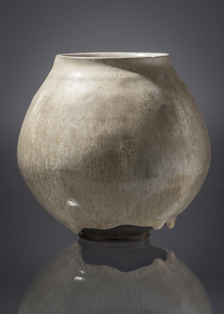 Bild 1 zu Objekt, Vase, c. 1940, Hubert Griemert, Burg Giebichenstein, 139A 87