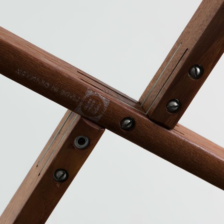 Bild 6 zu Objekt, Foldig table with removable tray, c. 1955, Hansen, Fritz, Allerod, 139B 321