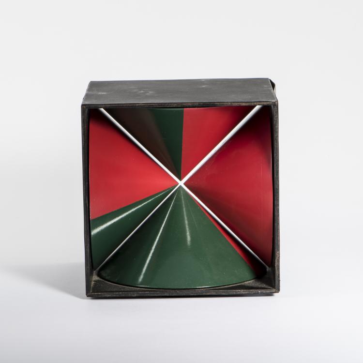 Bild 1 zu Objekt, Cinetic object 'Tetracono SM', 1965, Bruno Munari, Danese, Mailand, 140A 46