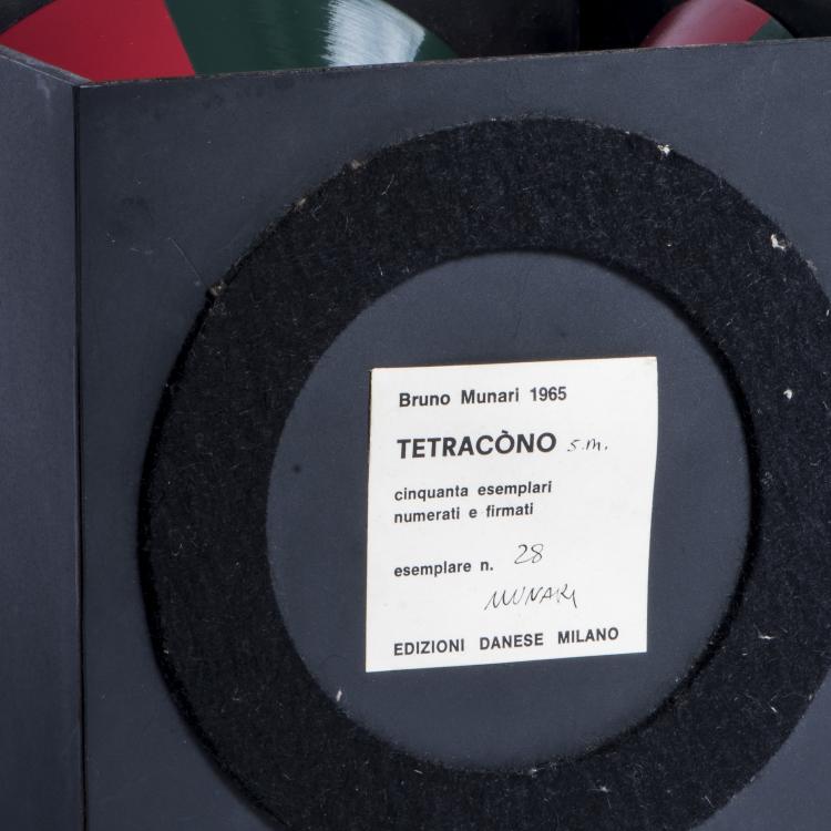 Bild 3 zu Objekt, Cinetic object 'Tetracono SM', 1965, Bruno Munari, Danese, Mailand, 140A 46