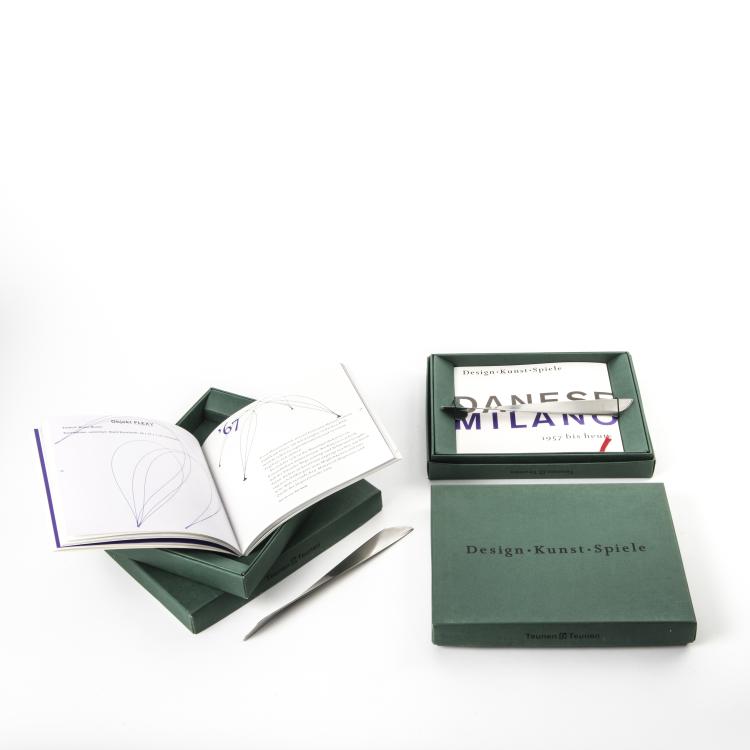 Hauptbild zu Objekt, Box 'Design-Kunst-Spiele' mit Brief&ouml;ffner 'Ameland' (1961/62), 1989, Teunen & Teunen, 140A 94