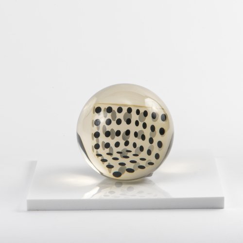 'Deformazione ottico-dinamica di un cubo in una sfera, serie a punti C', 1959-63