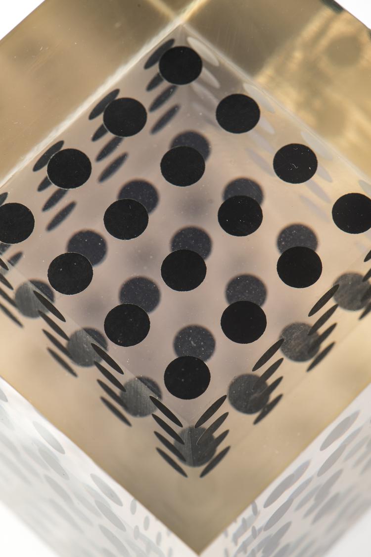 Bild 3 zu Objekt, 'Deformazione ottico-dinamica - cubo, serie a punti O', 1959-63, Enzo Mari, Danese, Mailand, 140A 19