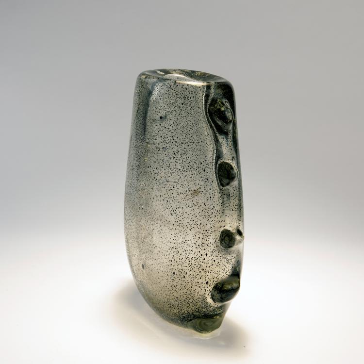 Bild 1 zu Objekt, 'A bollicine metalliche' vase, 1937, Flavio Poli, Seguso Vetri d'Arte, Murano, 140C 457