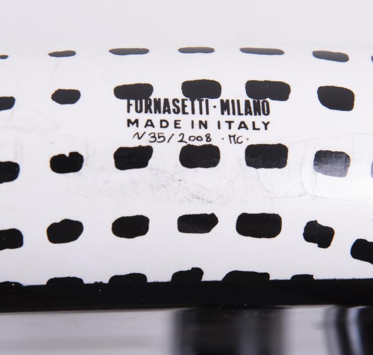 Bild 4 zu Objekt, Hocker 'Bacio', 2008, Barnaba Fornasetti, Fornasetti, Mailand, 140B 371