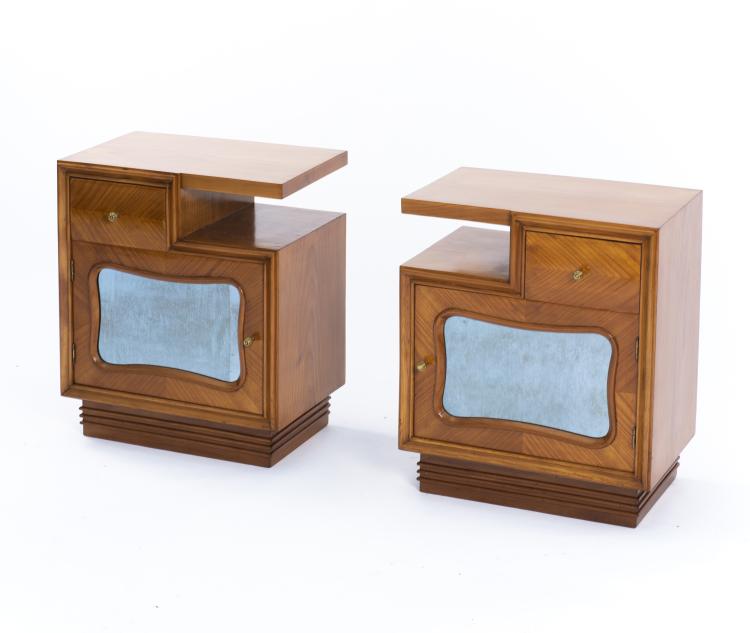 Bild 1 zu Objekt, Zwei Nachtk&auml;stchen, 1940er Jahre, Osvaldo Borsani, ABV, Varedo (zugeschrieben), 140B 115
