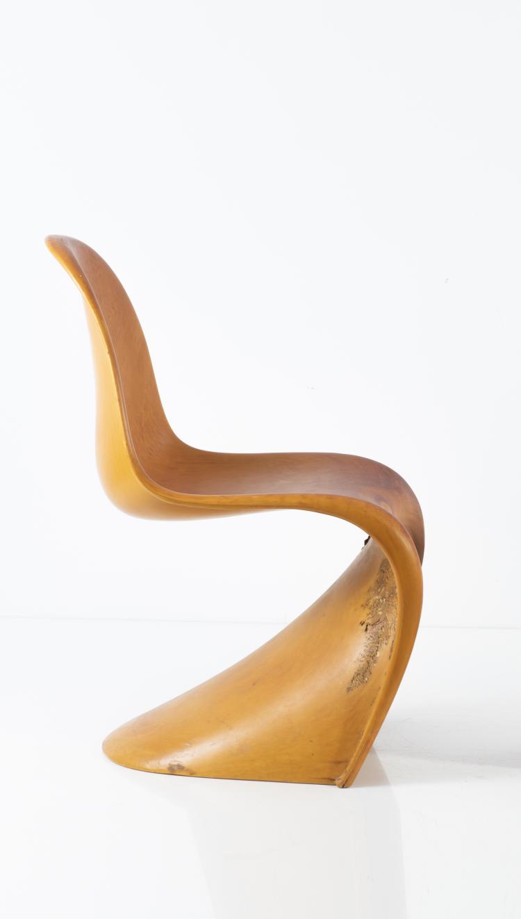 Bild 1 zu Objekt, 'Panton' chair, workpiece, 1960s, Verner Panton, Vitra Design, Weil am Rhein, 140D 751