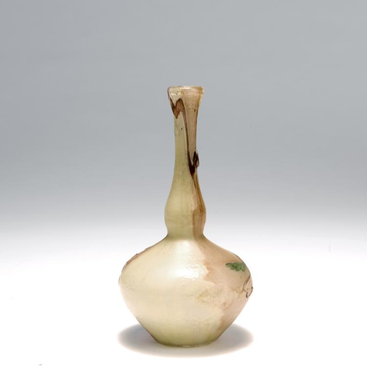 Bild 1 zu Objekt, Vase 'Solan&eacute;es', 1895-1903, Burgun Schverer & Cie., Meisenthal, 141C 387