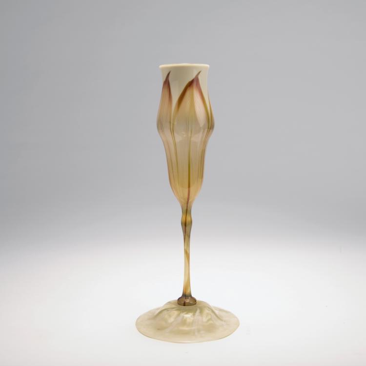 Hauptbild zu Objekt, Pokalvase, um 1893, Tiffany, Louis Comfort, New York, 141C 545