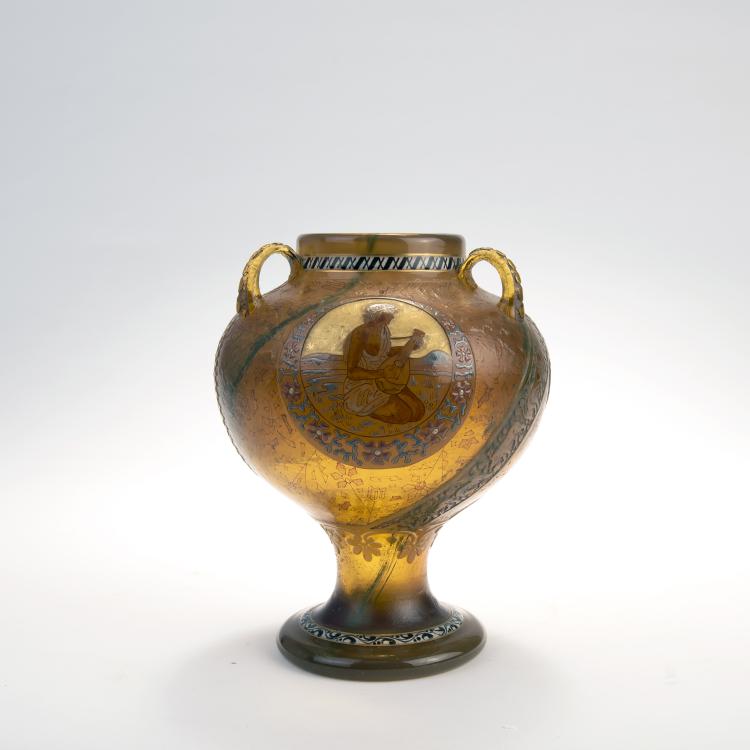 Bild 1 zu Objekt, Henkelvase 'Echoes of Hellas', 1895-1900, Eug&egrave;ne Kremer, Burgun Schverer & Cie., Meisenthal, 141C 386