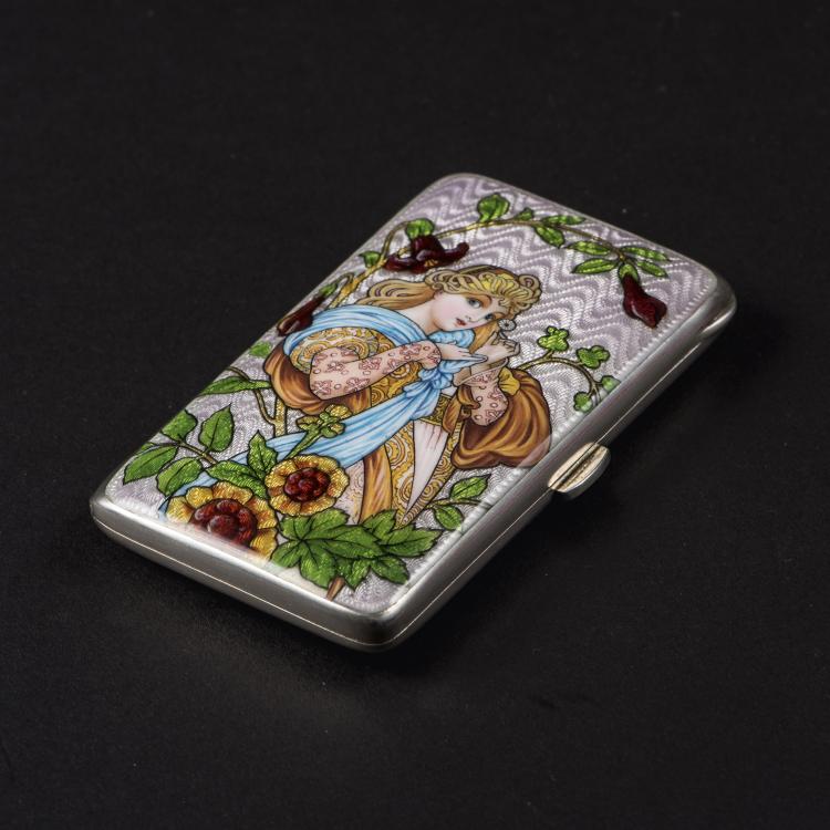 Bild 2 zu Objekt, Etui mit Frauengestalt in der Art von Alphonse Mucha, um 1900, Deutschland, 141C 664