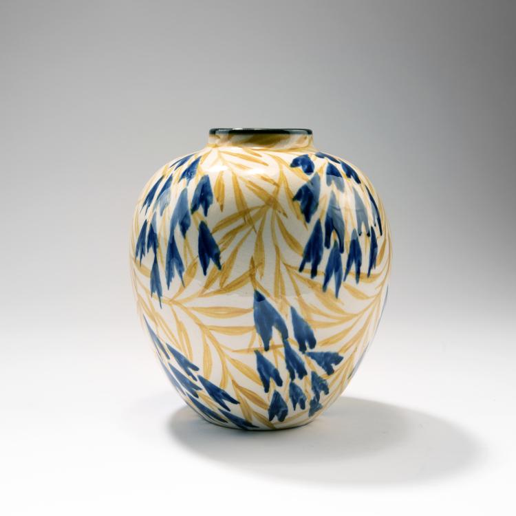 Bild 1 zu Objekt, Vase 'Bl&uuml;ten und Zweige', 1921-25, Max Laeuger, Karlsruhe, Majolikamanufaktur, 141C 609