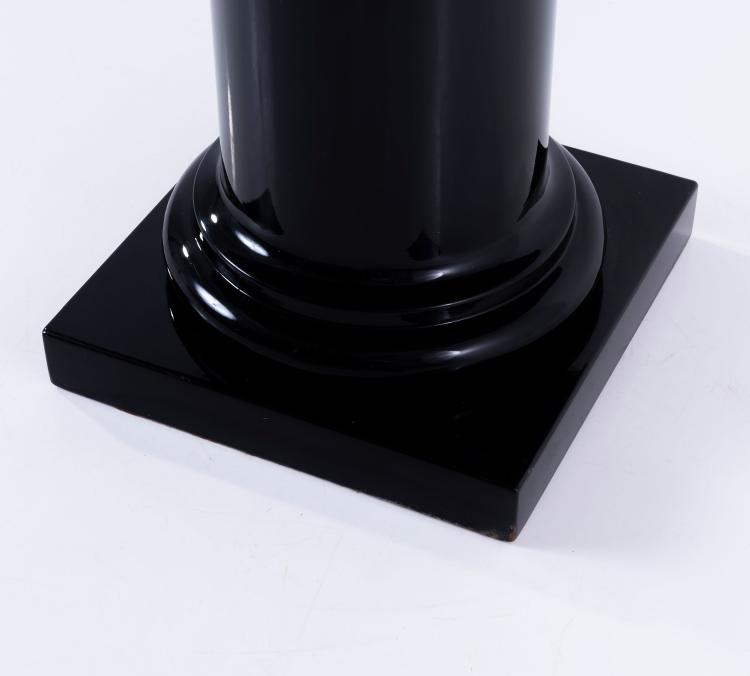 Bild 3 zu Objekt, Tisch 'Corona di Fiori', 1960/70er Jahre, Piero Fornasetti, Fornasetti, Mailand, 140B 317