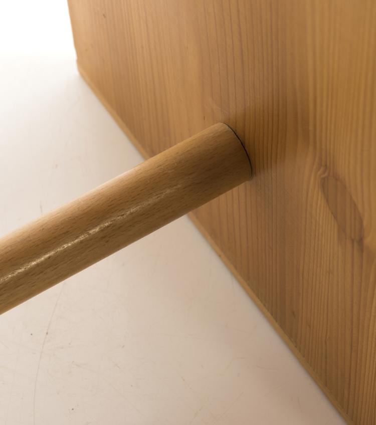 Bild 3 zu Objekt, 'Ulm stool', 1953, Max Bill, Hochschule f&uuml;r Gestaltung, Ulm (HFG); Hildinger, Paul, 142A 072