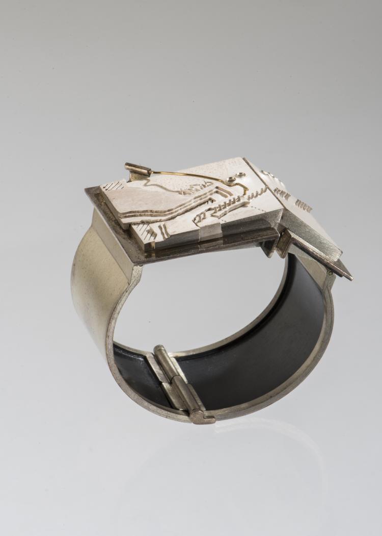 Bild 1 zu Objekt, Armreif, um 1969, Jens-R&uuml;diger Lorenzen, 142B 192