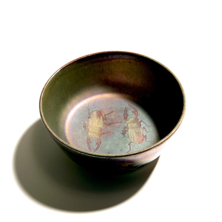 Bild 1 zu Objekt, Schale mit Hirschk&auml;fern, um 1900, Massier, Delphin, Vallauris, 141C 586