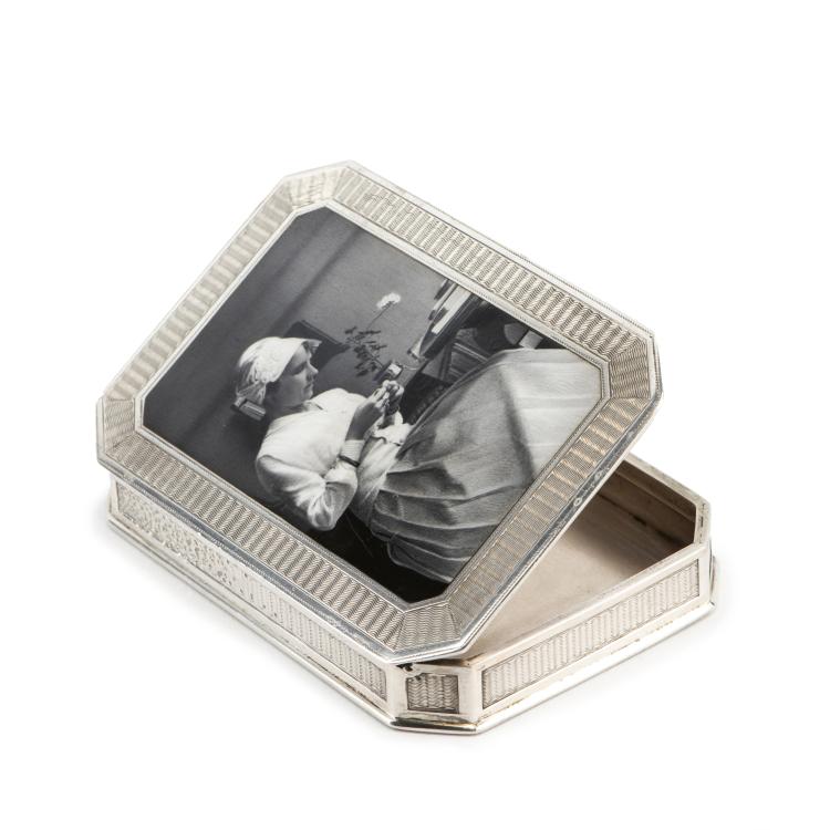 Hauptbild zu Objekt, Pillendose, 1920er Jahre, Kuppenheim, Louis, Pforzheim, 141C 672