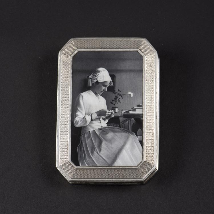 Bild 3 zu Objekt, Pillendose, 1920er Jahre, Kuppenheim, Louis, Pforzheim, 141C 672