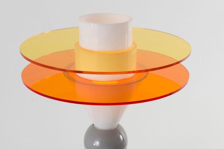 Bild 1 zu Objekt, 'Bay' table light, 1983, Ettore Sottsass, Memphis, Mailand, 140B 386