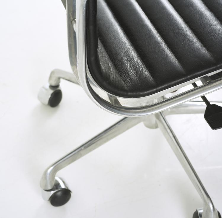 Bild 1 zu Objekt, 'Aluminium Group' highback deskchair, 1958, ICF, Cadsana, 140D 730