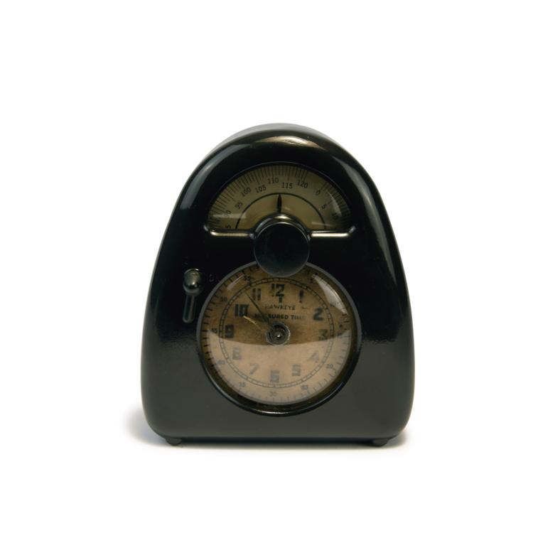 Hauptbild zu Objekt, Clock with kitchen clock, 'Measured Time', c. 1932, Isamu Noguchi, Stevenson Manufacturing Company, La Porte, Indiana, USA, 140D 675