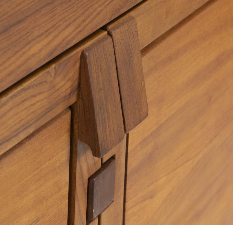 Bild 7 zu Objekt, 'R08' sideboard, c. 1970, Pierre Chapo, Chapo Gordes SA, Gordes, 140D 785