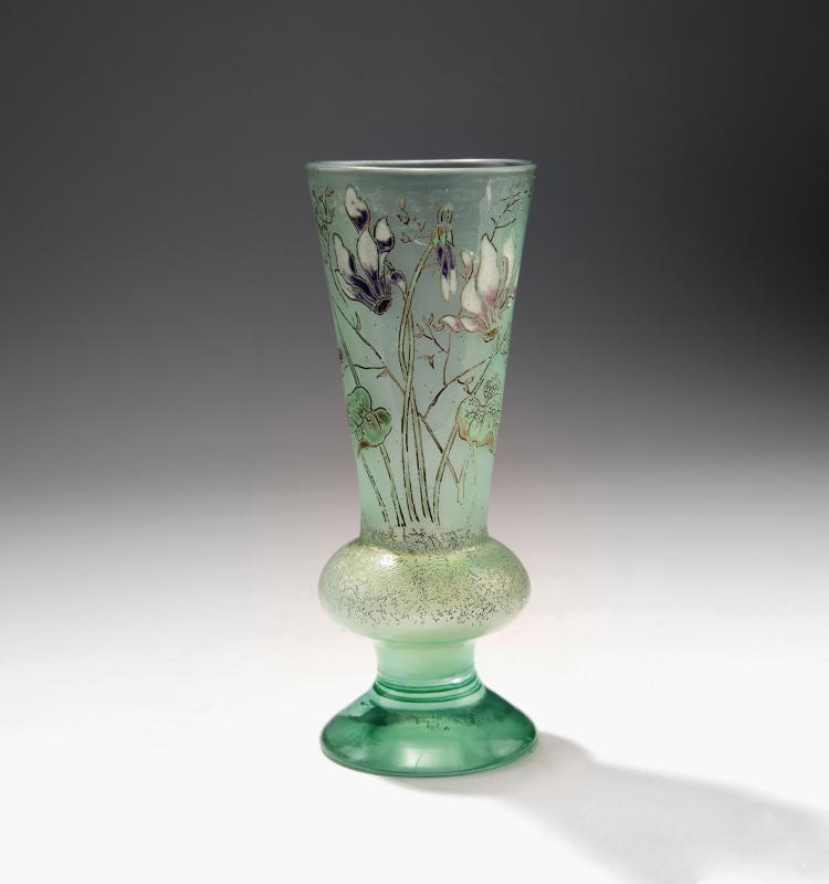 Hauptbild zu Objekt, 'Cyclamens' vase, c. 1890, Burgun, Schverer & Cie., Meisenthal, 141A 6