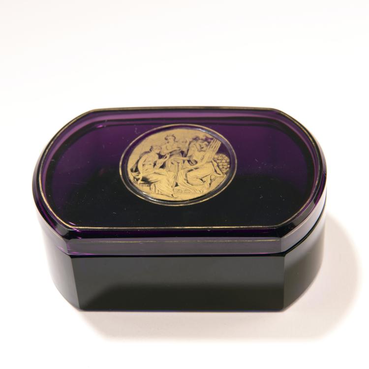 Hauptbild zu Objekt, Deckeldose, um 1915-20, Moser, Ludwig, Karlsbad, 141A 224