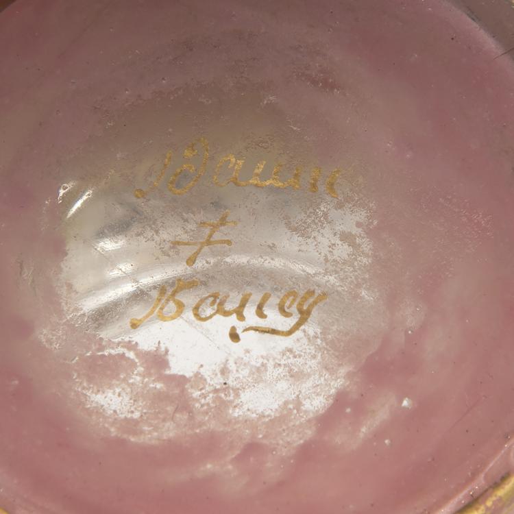 Bild 2 zu Objekt, Kleines Gef&auml;&szlig; 'Chardons', um 1905, Daum Fr&egrave;res, Nancy, 141A 121