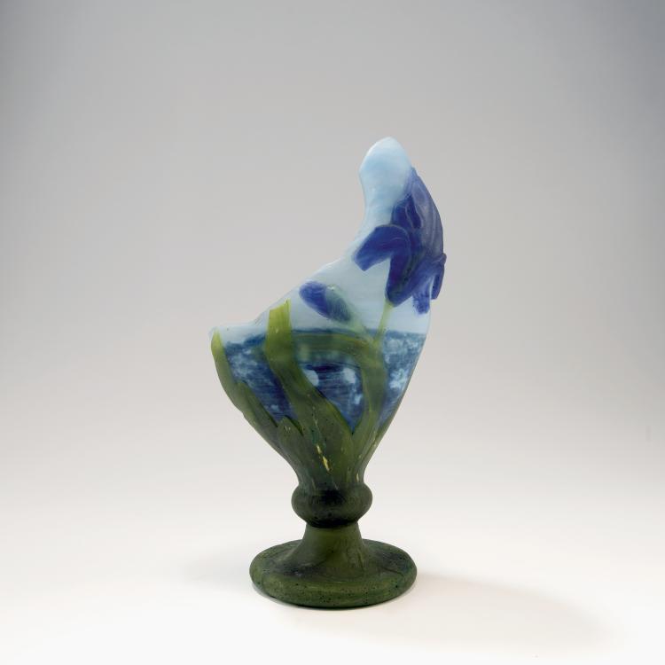 Hauptbild zu Objekt, 'Iris' vase, 1906-12, Henri Berg&eacute;, Daum Fr&egrave;res, Nancy, 141A 86