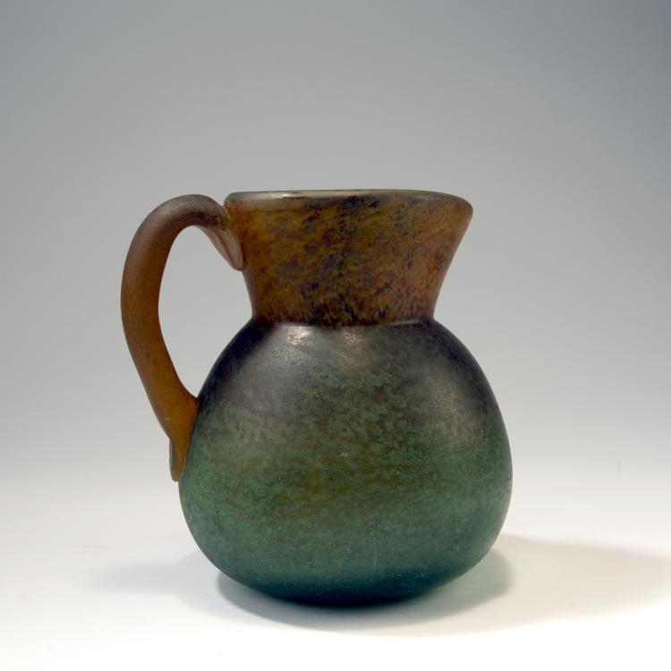 Bild 1 zu Objekt, Jug, c. 1910, Georges de Feure, Daum Fr&egrave;res, Nancy, 141A 135