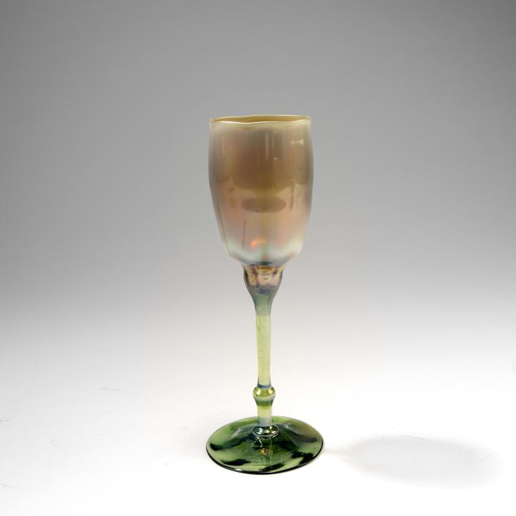 Bild 1 zu Objekt, Bud glass, 1896, Tiffany, L. C., New York, 141A 149