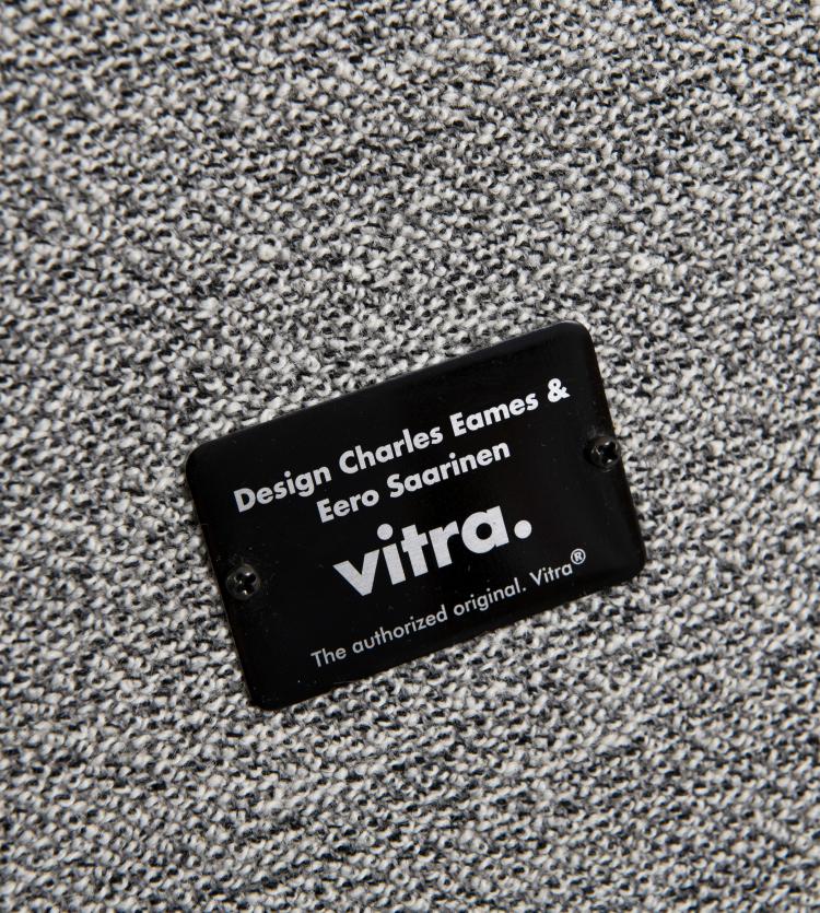 Bild 2 zu Objekt, Four 'Organic' armchairs, 1940, Vitra Design, Weil am Rhein, 140D 677