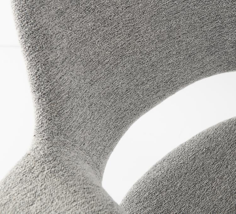 Bild 4 zu Objekt, Four 'Organic' armchairs, 1940, Vitra Design, Weil am Rhein, 140D 677