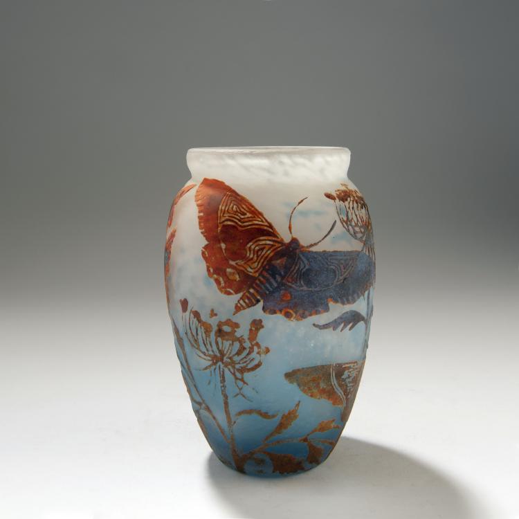 Hauptbild zu Objekt, Vase 'les Papillons de Nuit', um 1925, Muller Fr&egrave;res, Lun&eacute;ville, 141A 231