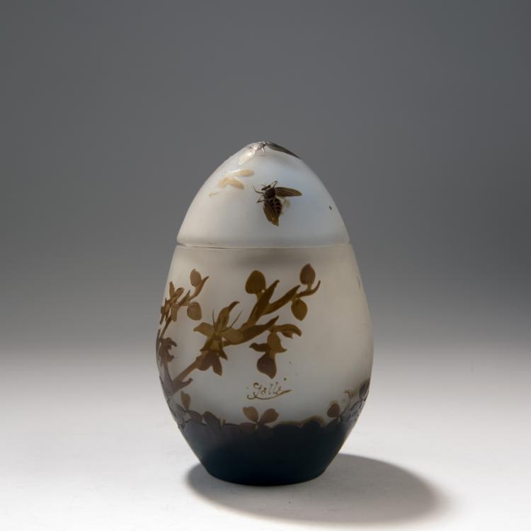 Bild 1 zu Objekt, Deckeldose 'Abeilles et Orchid&eacute;es', 1905-14, Gall&eacute;, Etablissements, Nancy, 141A 68