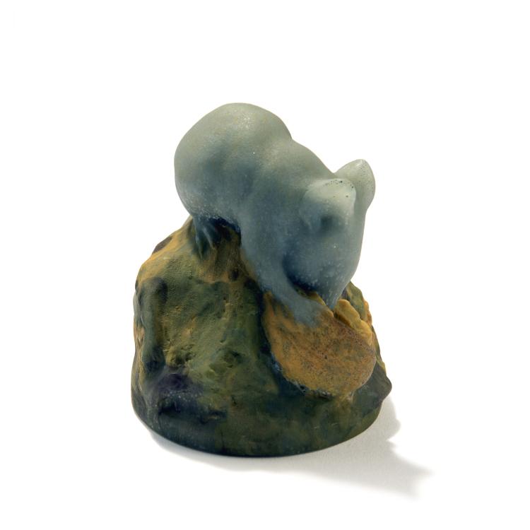 Bild 1 zu Objekt, 'Souris grise' paperweight, 1925s, Henri Berg&eacute;, Walter, Amalric, Nancy, 141A 170