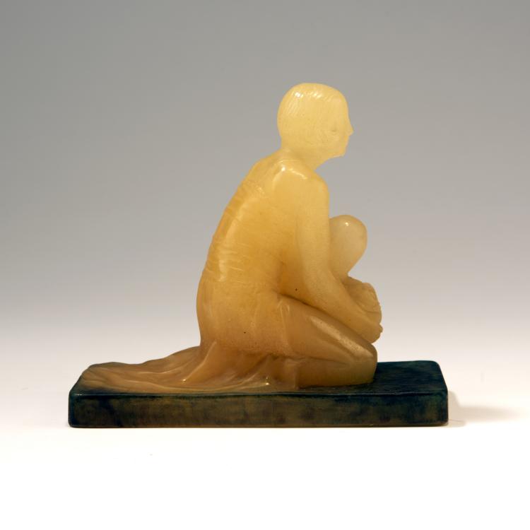 Bild 1 zu Objekt, Briefbeschwerer 'Jeune fille &agrave; genoux', 1920er Jahre, Walter, Amalric, Nancy, 141A 164