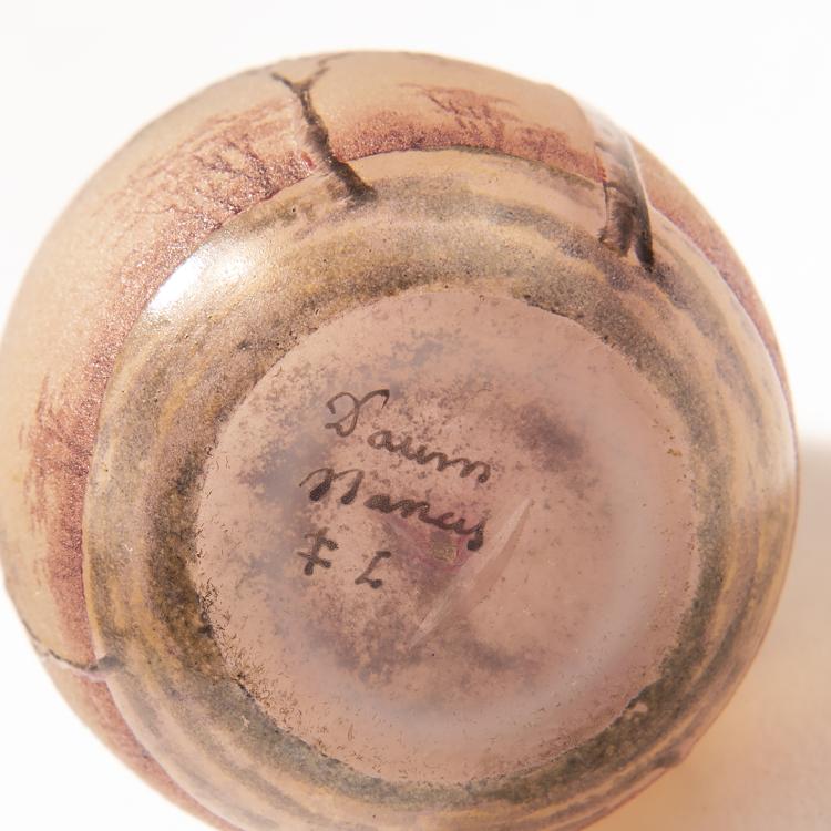 Bild 2 zu Objekt, Miniaturvase 'Paysage mauve', 1907, Daum Fr&egrave;res, Nancy, 141A 126